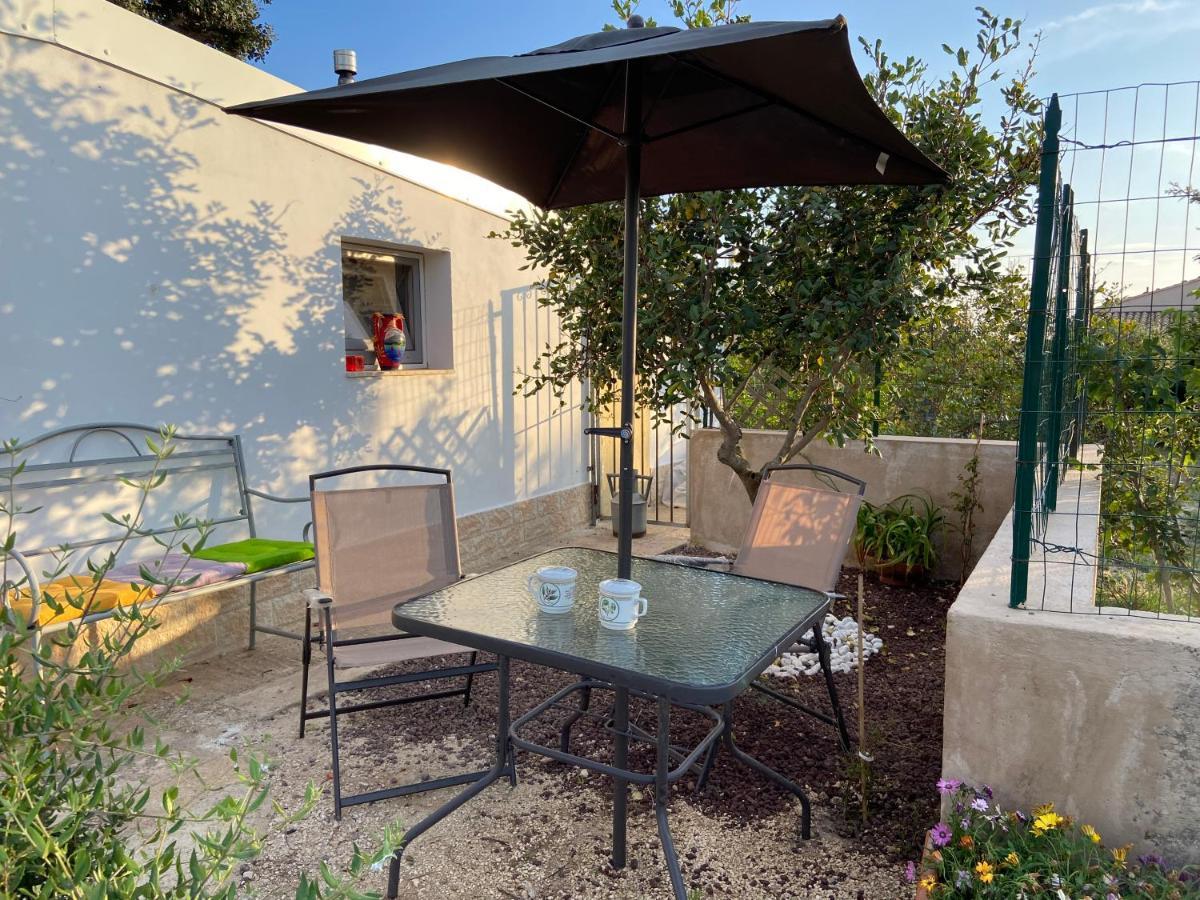 Villa Rifugio tra gli ulivi Marina di Ragusa Esterno foto
