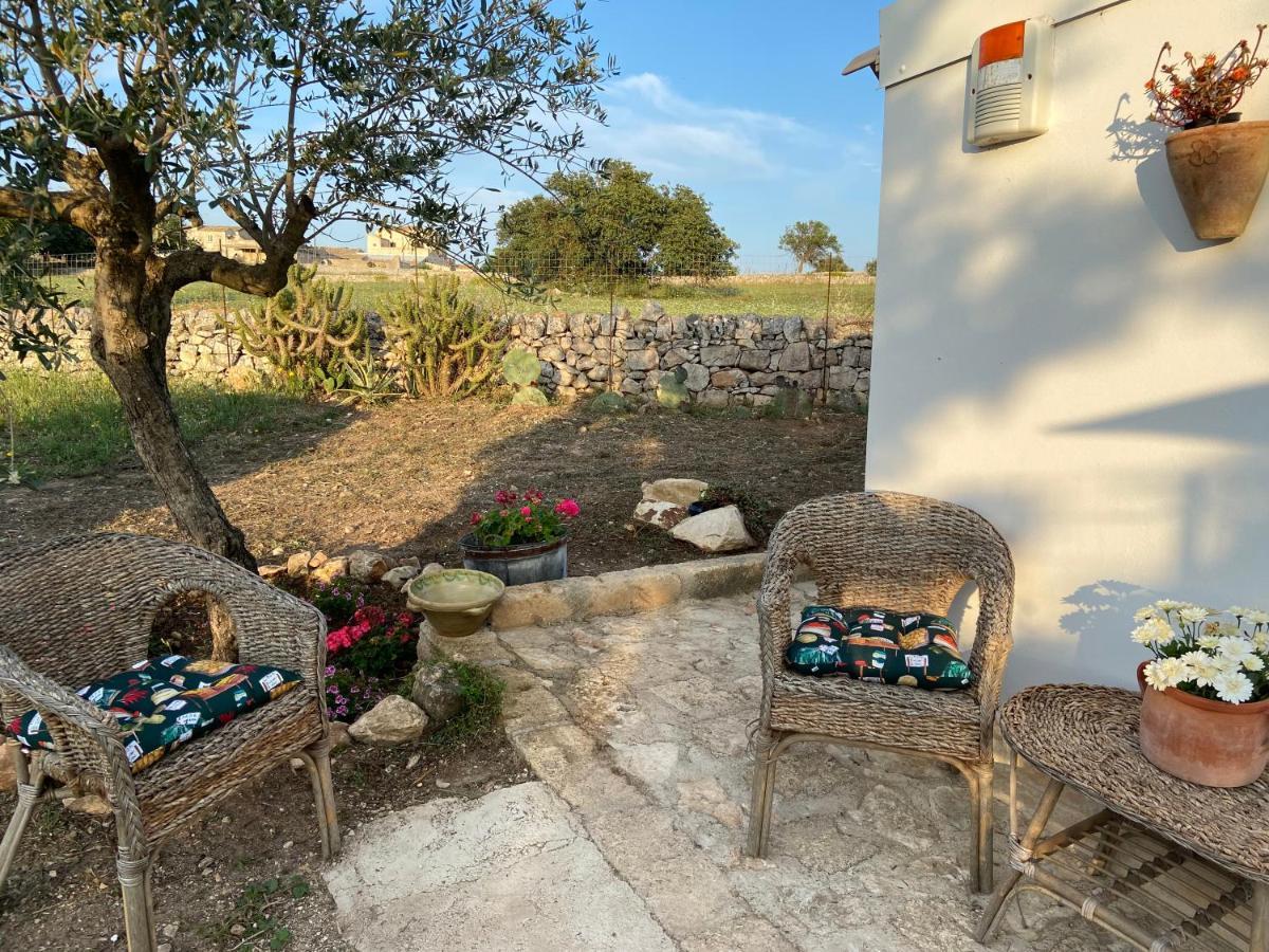 Villa Rifugio tra gli ulivi Marina di Ragusa Esterno foto